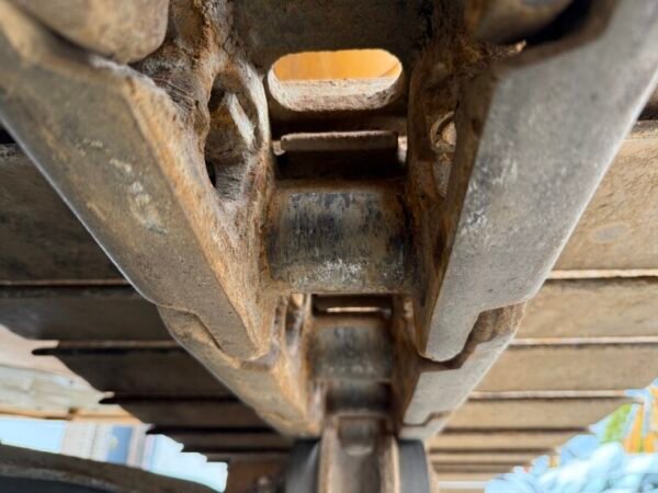 Liebherr R924LC - Image 20