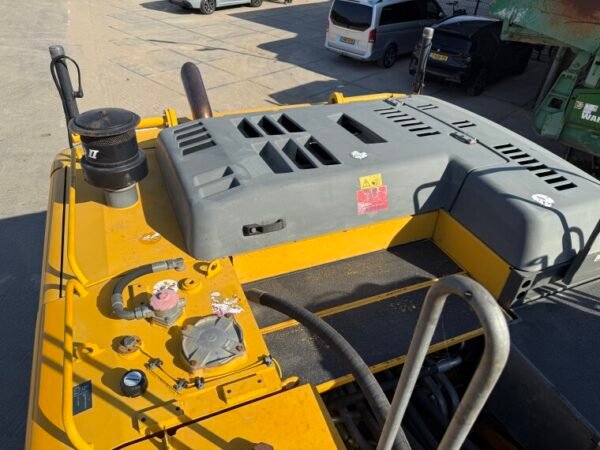 Liebherr R946LC SHD - 15 Meter Long Reach - Image 20