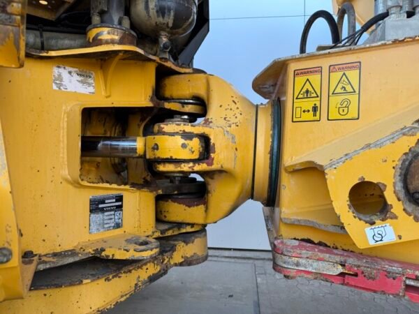 Volvo A40E - Image 20