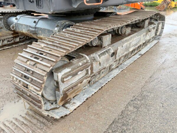Volvo EC380EHR UHD - 24 Meter Demolition - Image 20