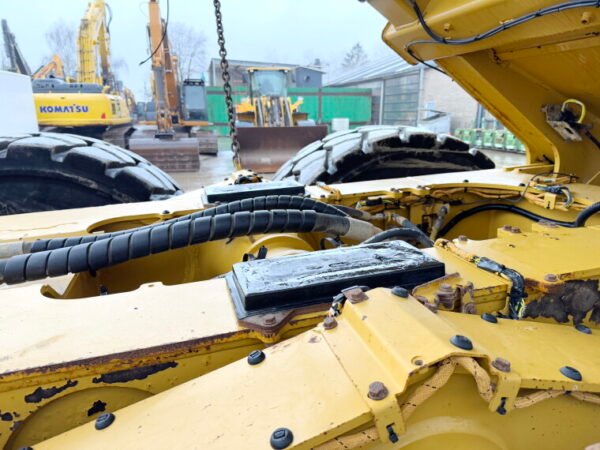 Caterpillar 745 04A - Image 21
