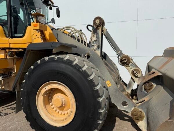 Volvo L150H - Image 22