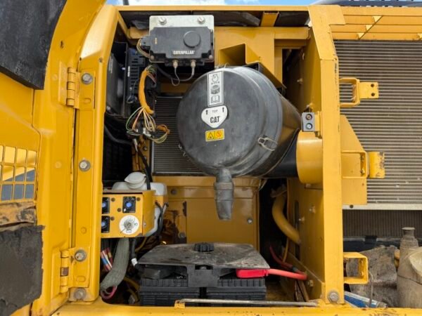 Caterpillar 329DLN - Image 24