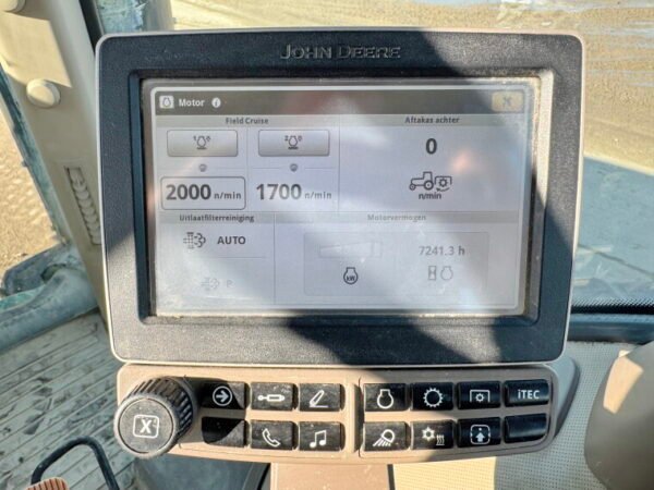 John Deere 8370RT - Image 22