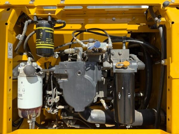Komatsu PC210LC-10M0 - Image 22