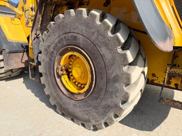 Volvo L180H - Image 22
