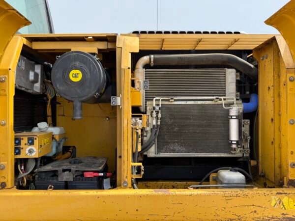 Caterpillar 323DL - Image 24
