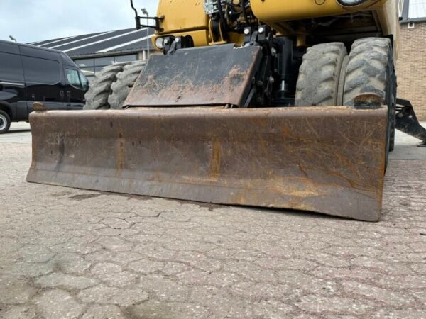 Caterpillar M313D - Image 23
