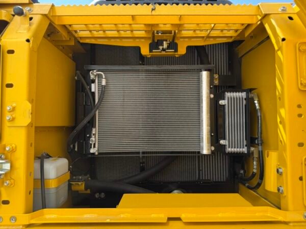 Komatsu PC210-10M0 *2025 Model* - Image 23