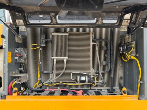 Liebherr R926LC - German Machine - Image 23