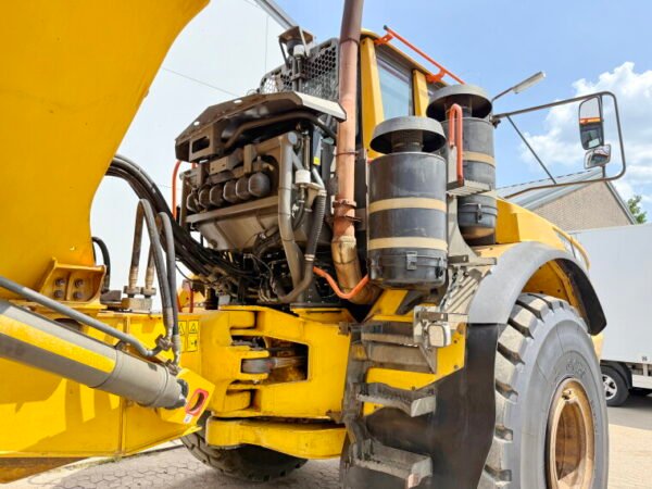 Volvo A40G - Image 23