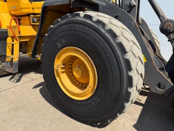 Volvo L150H - Image 23