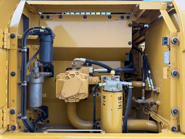 Caterpillar 323D3 *2025 Model* - Image 23