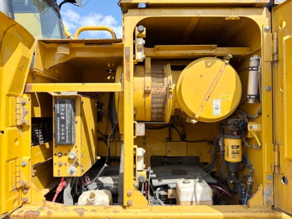 Caterpillar 374DL ME - Image 24