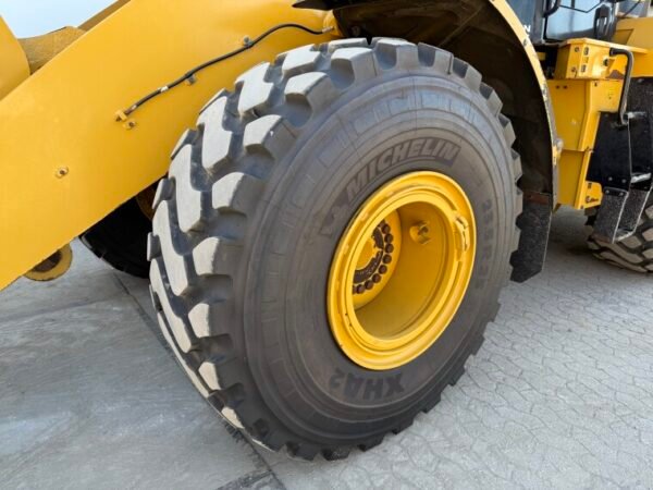Caterpillar 950M - New michelin tyres - Image 21