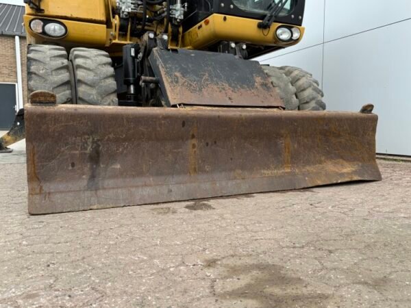 Caterpillar M313D - Image 24
