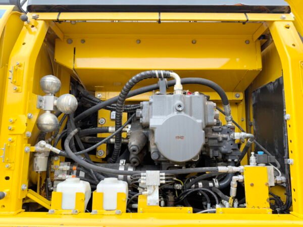 Komatsu PC490LC-10 UHD - 29 Meter Demolition - Image 25