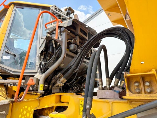 Volvo A40G - Image 24