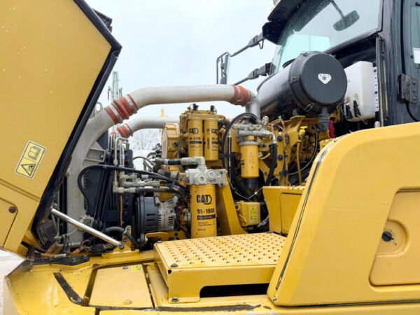 Caterpillar 745 04A - Image 26