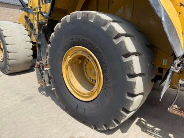 Caterpillar 966M - Image 26