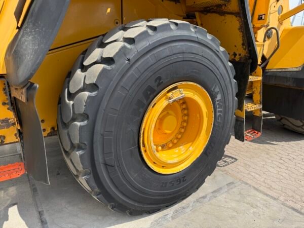 Volvo L150H - Image 28