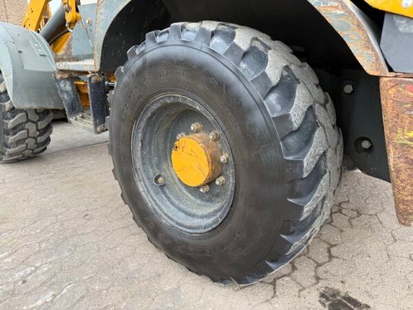 Liebherr L509 Stereo - Image 25