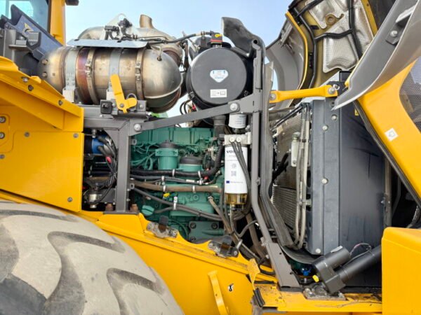 Volvo L110H - German Machine - Image 26