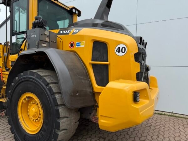 Volvo L70H - Image 25