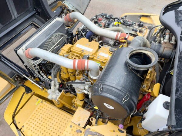 Caterpillar 745 04A - Image 27