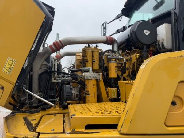 Caterpillar 745 04A - Image 26