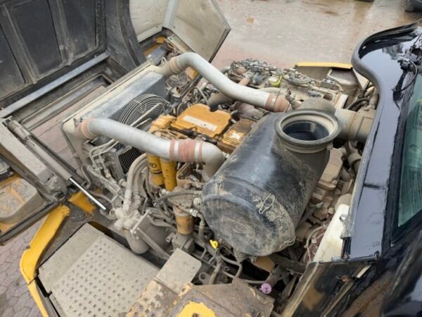 Caterpillar 745 04A - Image 26