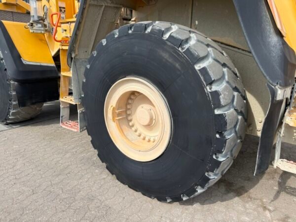 Volvo L150H - Image 28