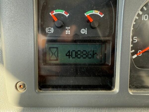 Volvo A40E - Image 26