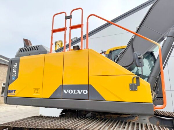Volvo EC300EL - Image 22