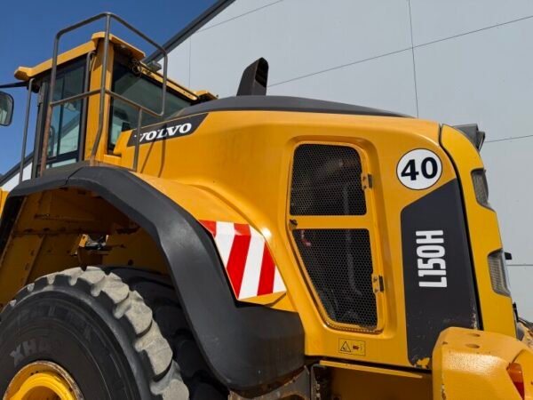 Volvo L150H - Image 25
