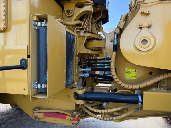 Caterpillar 988K - Image 23