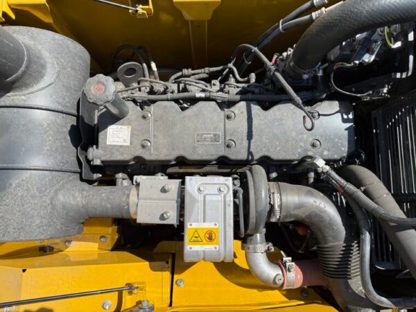 Komatsu PC210-10M0 *2025 Model* - Image 27