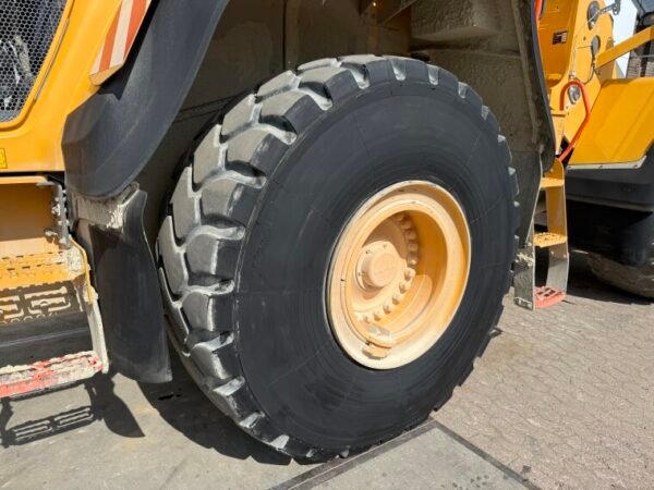 Volvo L150H - Image 29