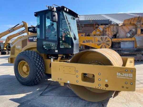 Caterpillar CS66B - Image 6
