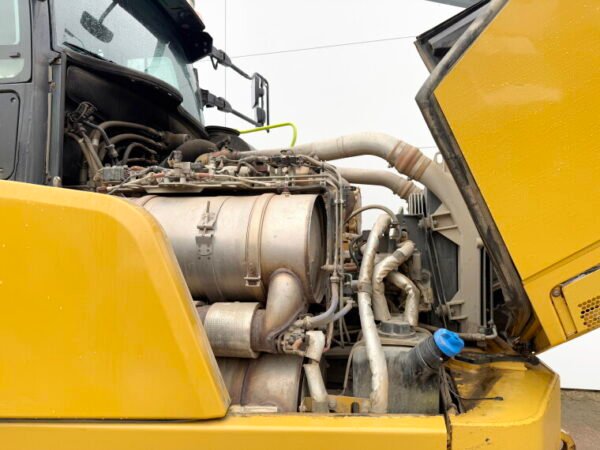 Caterpillar 745 04A - Image 28