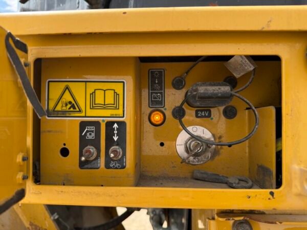 Caterpillar 966M - Image 24