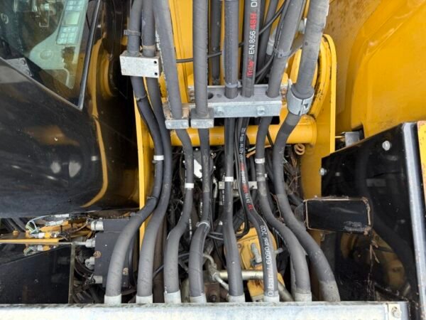 Caterpillar M313D - Image 28