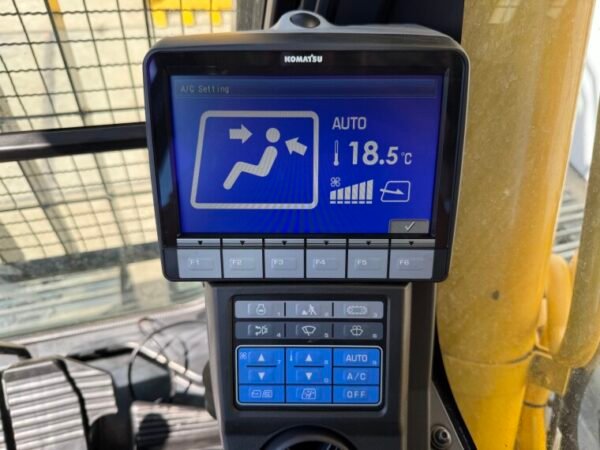 Komatsu PC210-10M0 *2025 Model* - Image 28