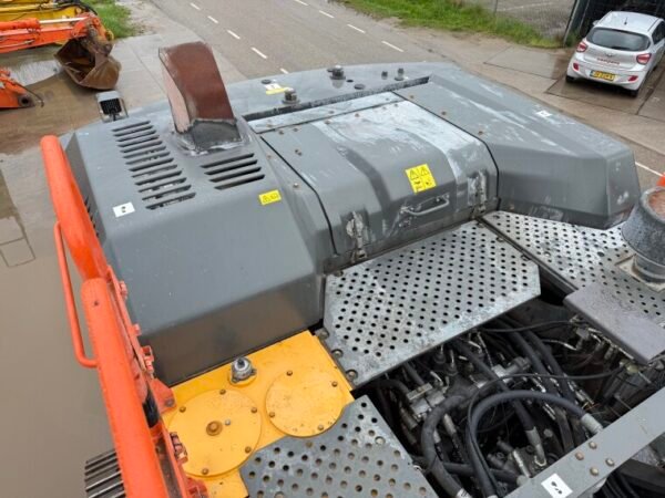 Volvo EC380EHR UHD - 24 Meter Demolition - Image 31
