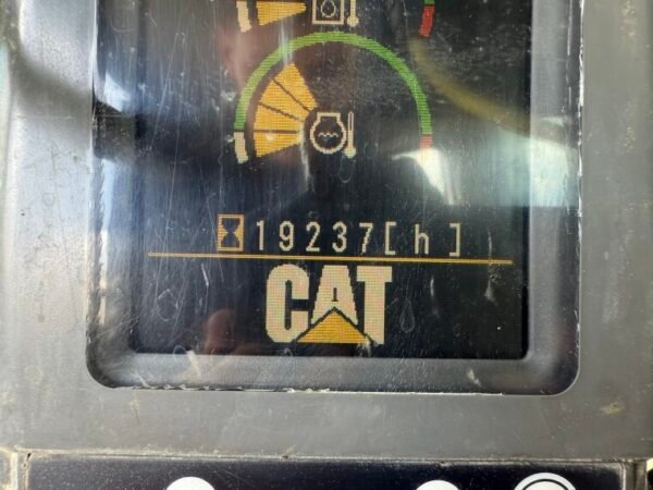 Caterpillar 374DL ME - Image 30