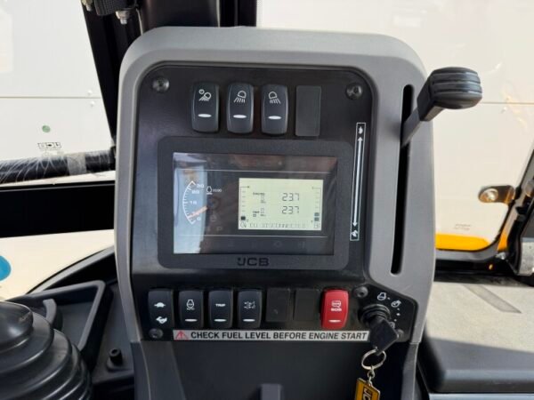 JCB 3DX / 3CX Plus Eco Xpert 4WD - Image 31