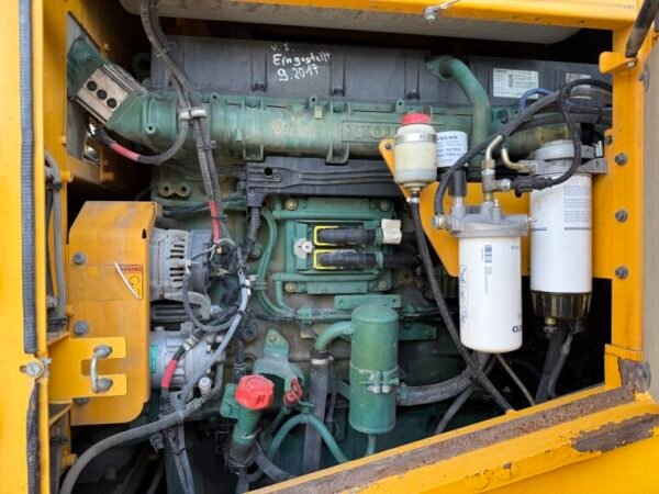 Volvo L350F - Image 38
