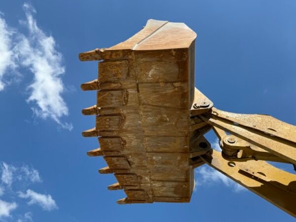 Caterpillar 988K - Image 34