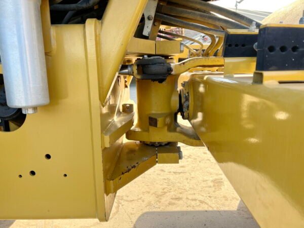 Caterpillar CS64B - Image 14
