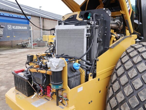Caterpillar CS12 GC - Image 16